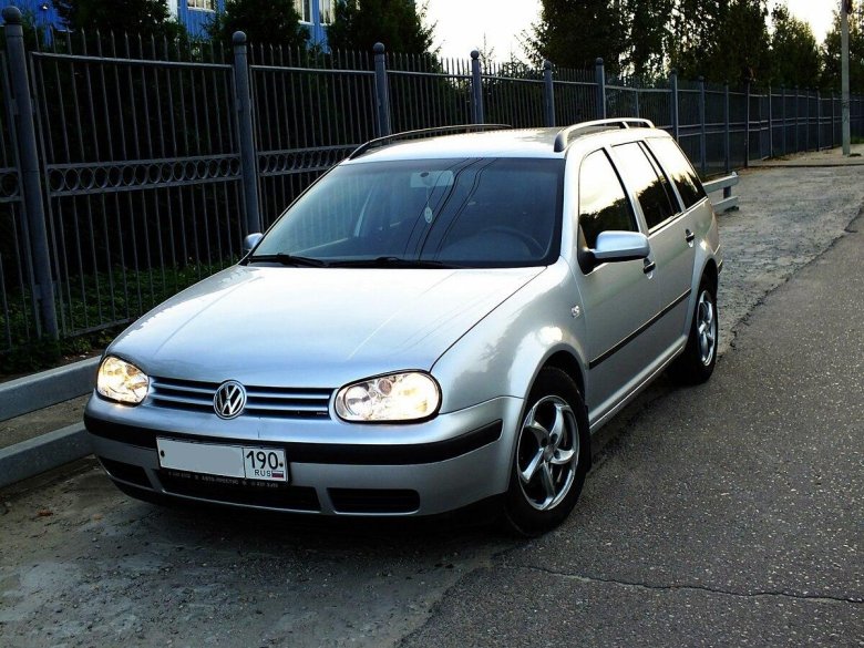 Volkswagen golf универсал 2002