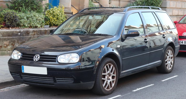 Гольф 4 универсал белый