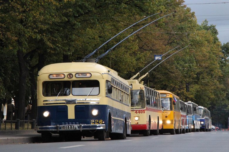 Первый троллейбус в санкт петербурге 1902