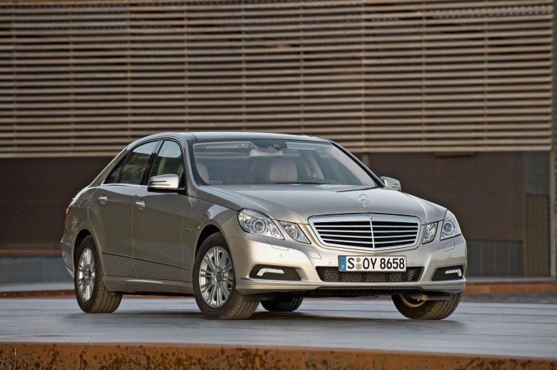 Mercedes benz e class w212