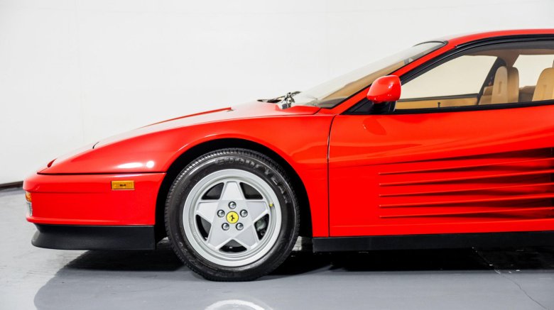 Ferrari testarossa 2020