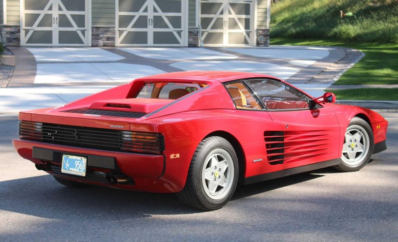 Ferrari testarossa 1984