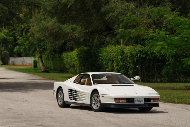 Ferrari testarossa 1986