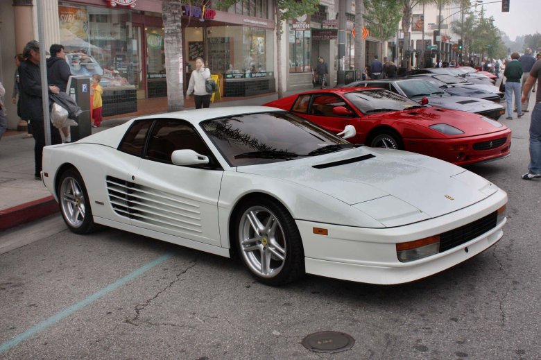Ferrari testarossa 512tr