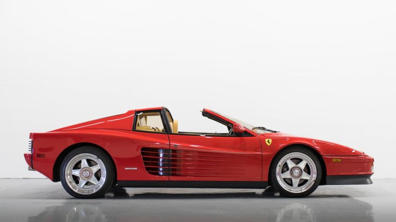 Ferrari testarossa 512m