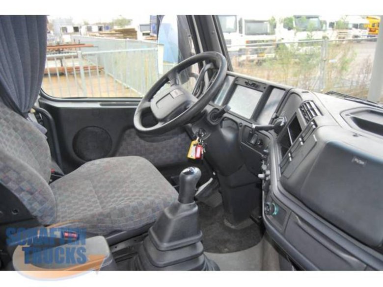 Volvo fh12 interior