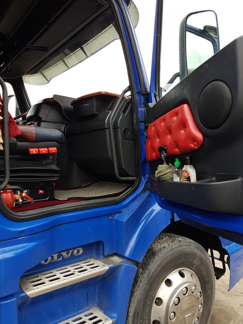 Вольво nh12 салон