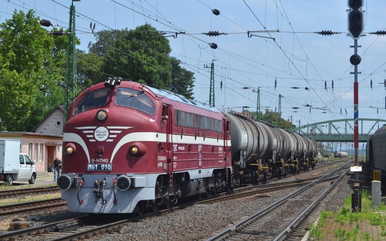 M61 тепловоз