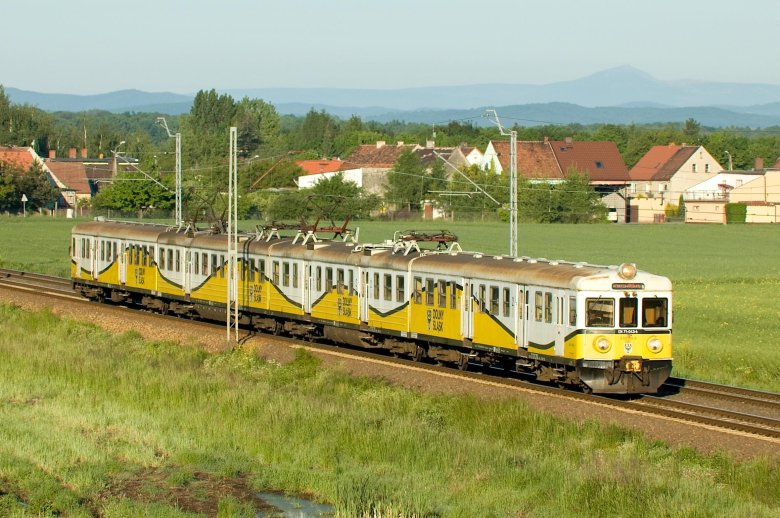Rail transport in portugal