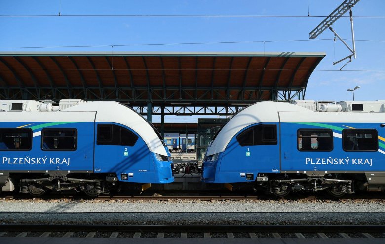 Поезд pkp intercity