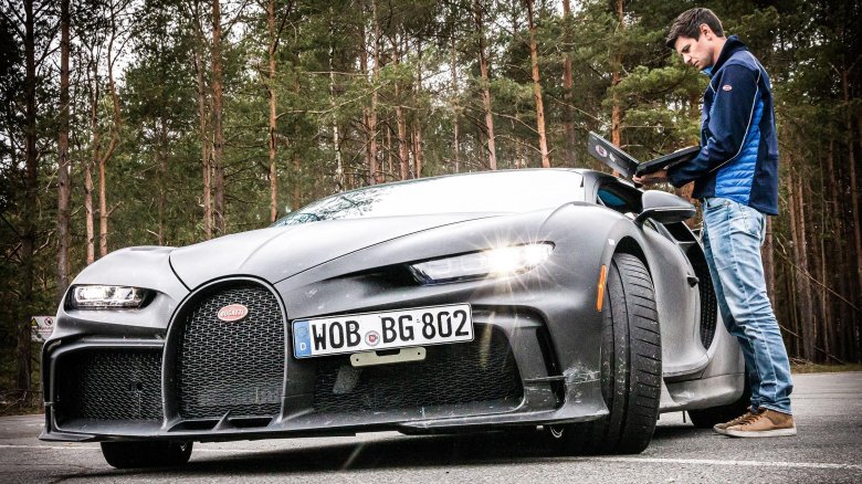 Bugatti chiron pur sport