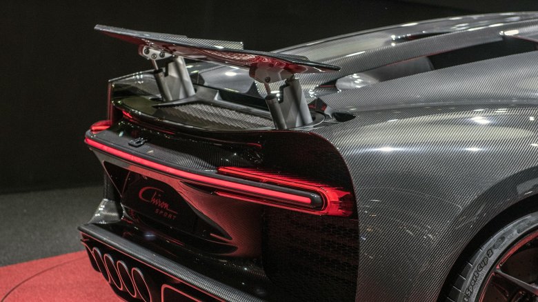 Бугатти чирон карбон