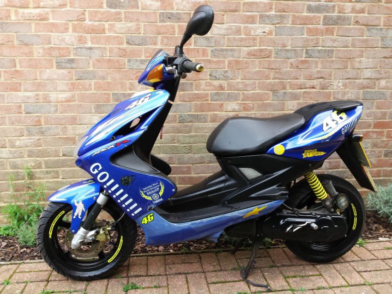 Yamaha aerox 50