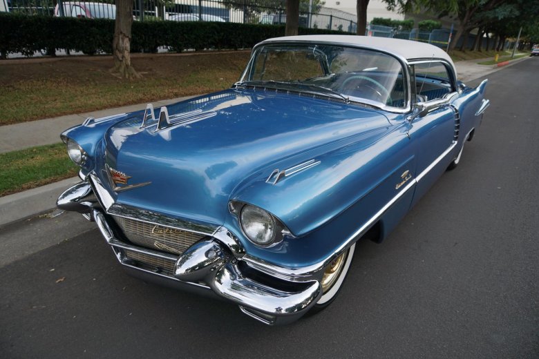 Cadillac eldorado seville 1956