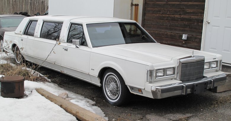 Линкольн таун кар лимузин 1980