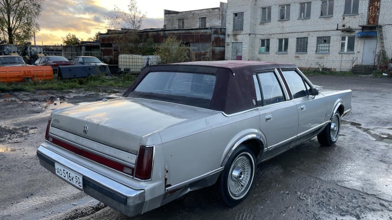 Линкольн таун кар 1988 бригада