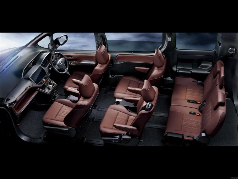 Тойота ноах гибрид 2015