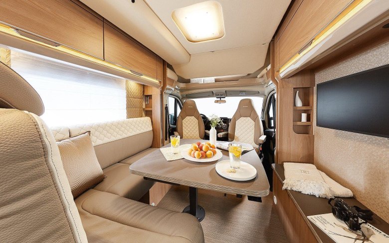 Buerstner argos 747 2 g автодом