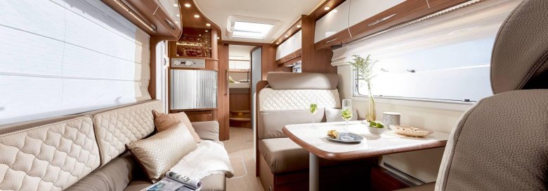 Альковный автодом