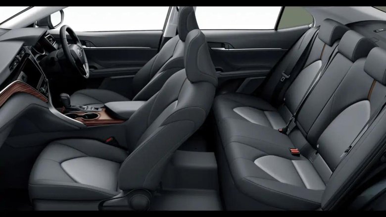 Тойота камри v70 салон