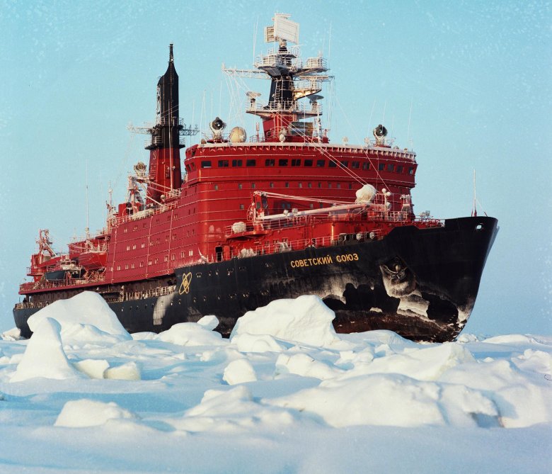 Атомный ледокол ямал