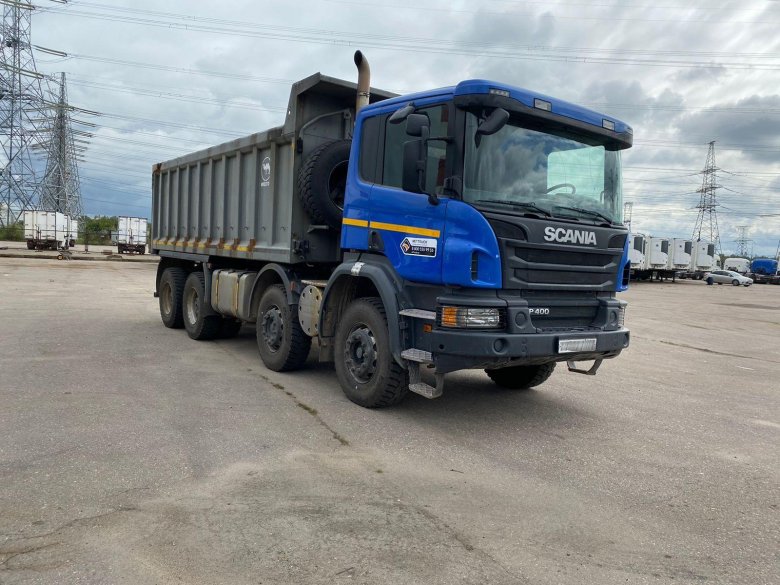 Самосвал scania