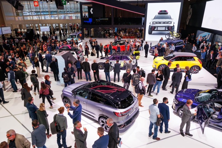 Парижский автосалон 2024