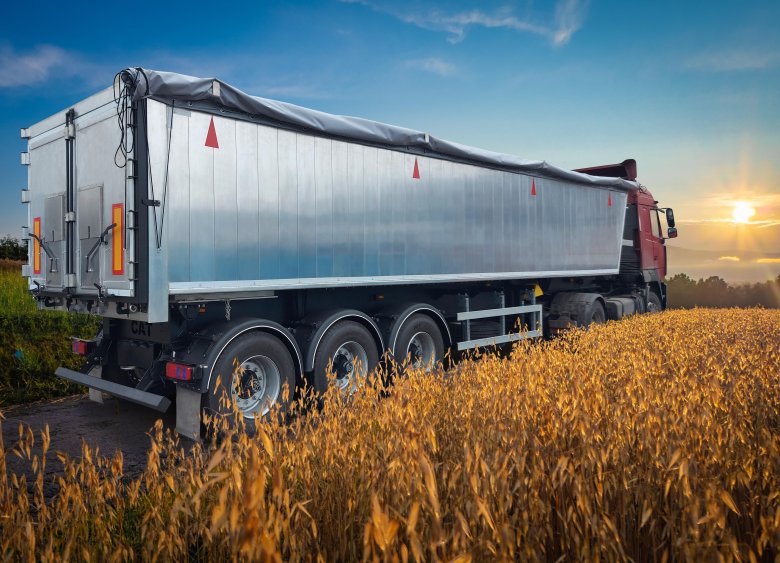 Скания тонар зерновоз