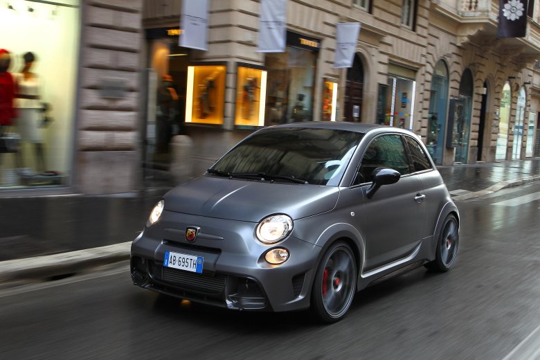 Fiat 500 abarth 695