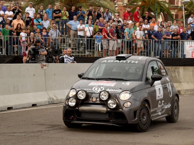 Abarth 695 biposto r