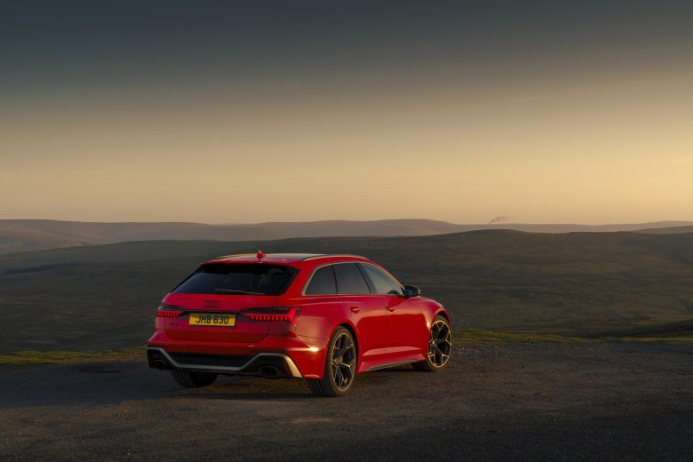 Ауди рс6 авант 2021