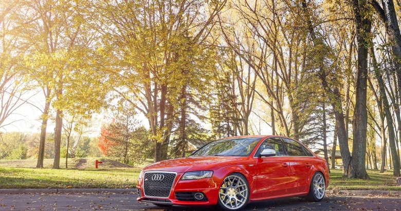 Audi s4 b8 red