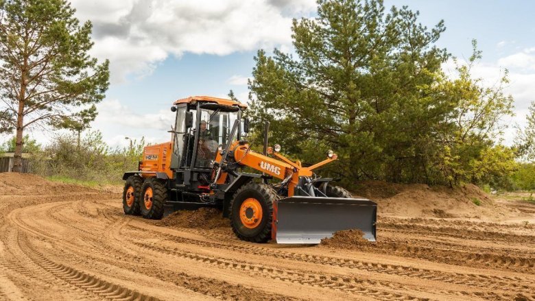 Автогрейдер umg - гс-14.02