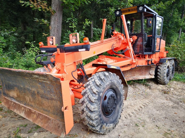 Грейдер брянский арсенал гс-14.02