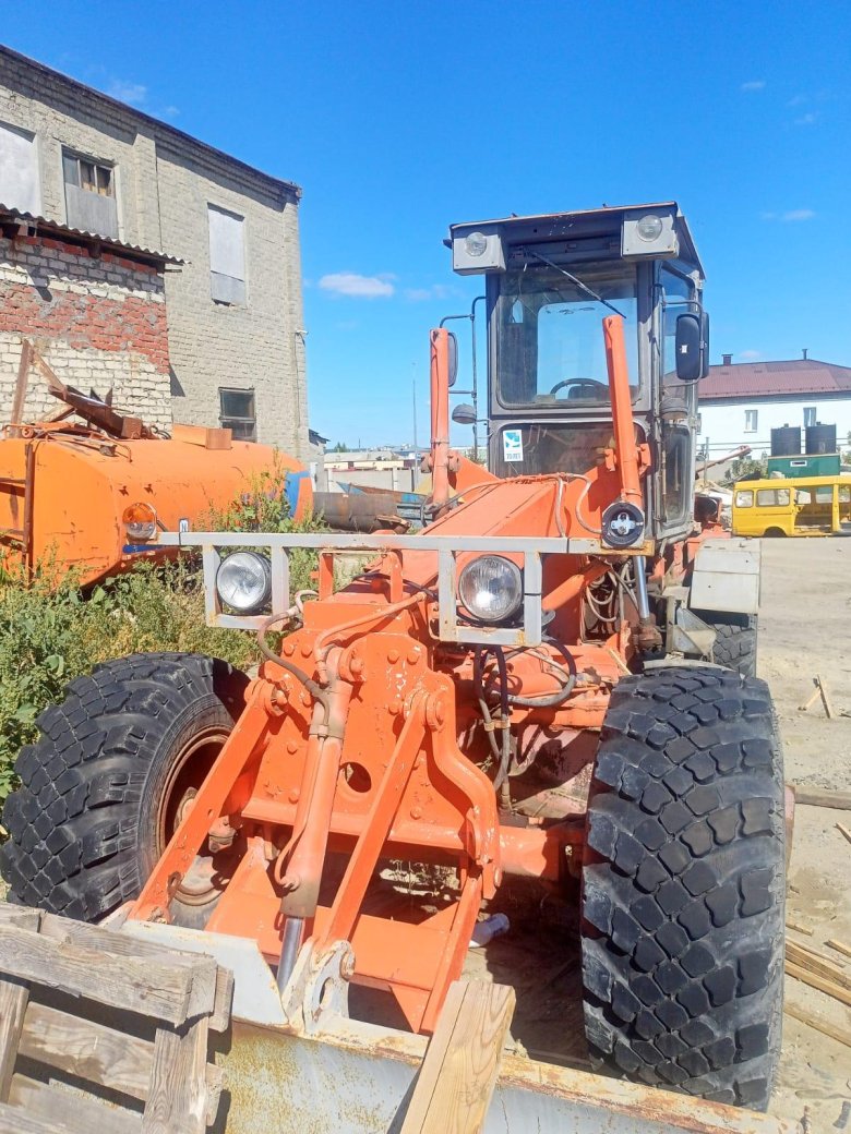 Автогрейдер гс-10.01