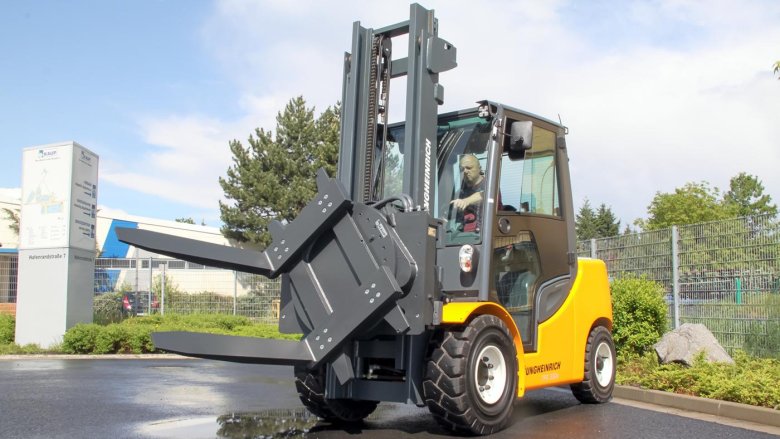 Фронтальный вилочный погрузчик