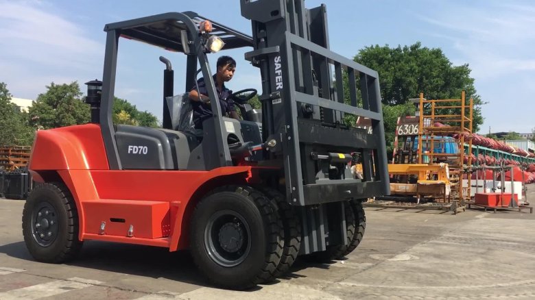 Вилочный погрузчик tcm 10 тонн