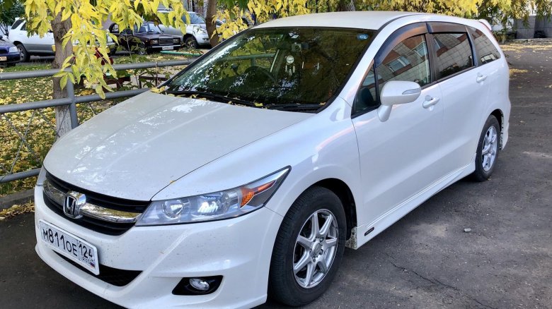 Honda stream rn 6