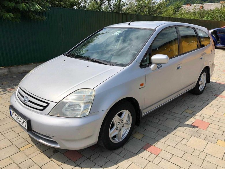 Honda stream 2001