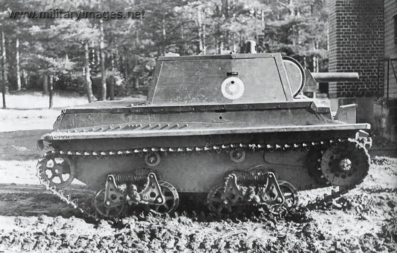 Танк т-37а