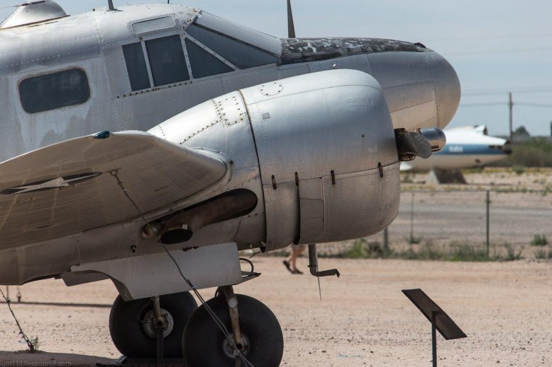 Beechcraft 18 twin beech