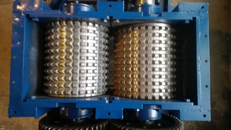 Дробилка двухвалковая зубчатая дв - 400 z