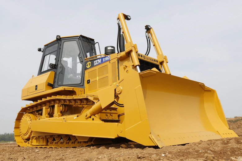 Гусеничный бульдозер sem 822