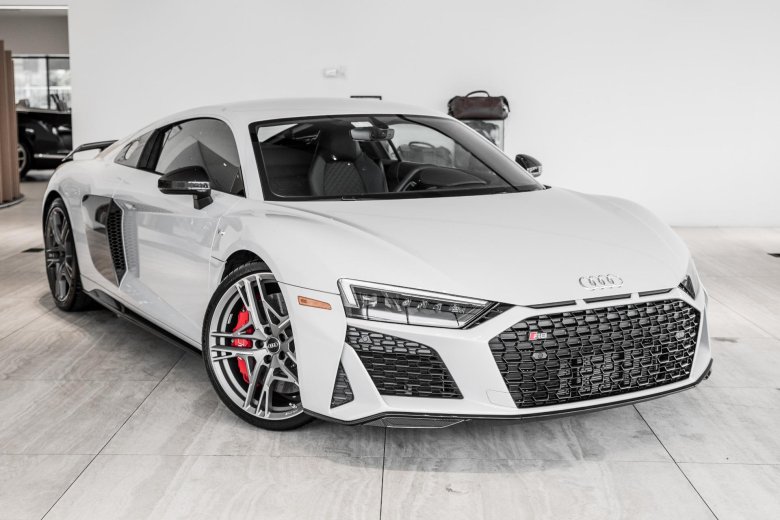 Audi r 8 v 10 performance