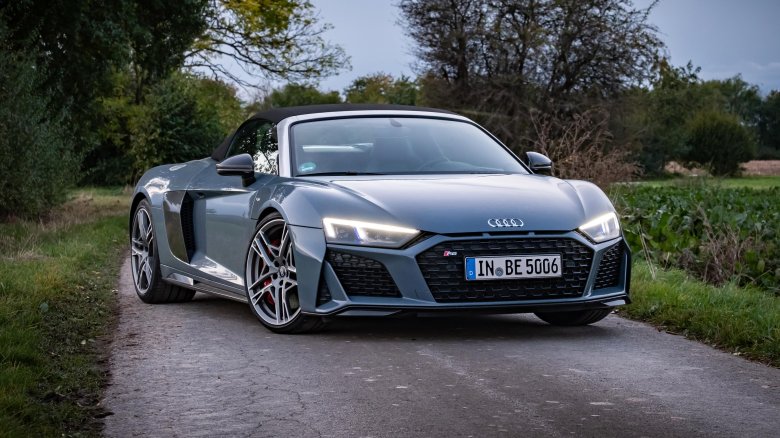 Audi r8 v10 performance spyder