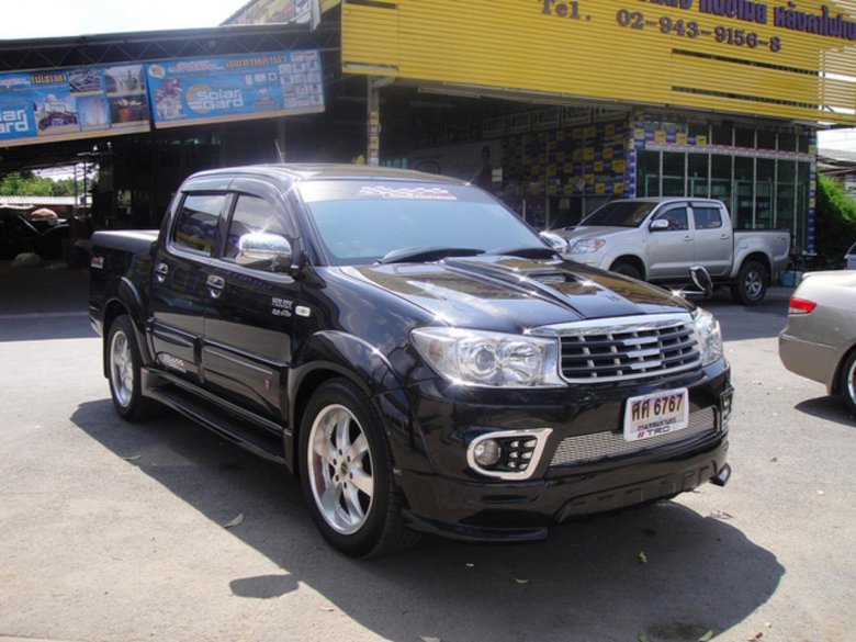 Тойота хайлюкс 2010