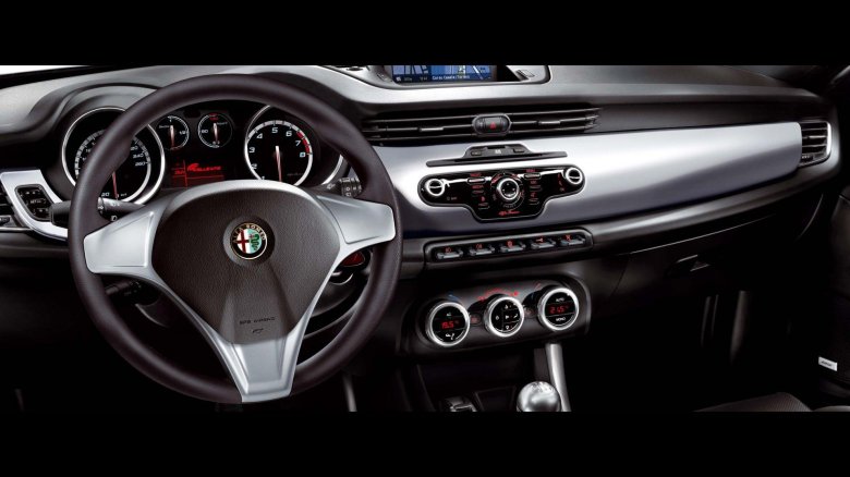Alfa romeo giulietta салон