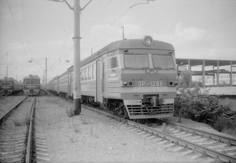 Эр2 электропоезд