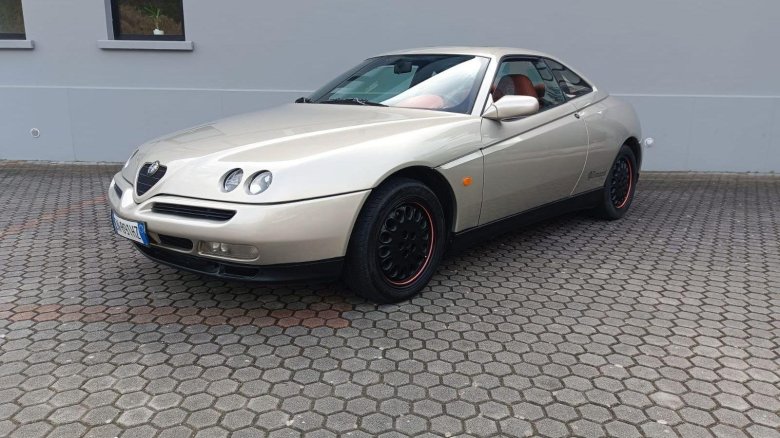 Alfa romeo gtv 2003