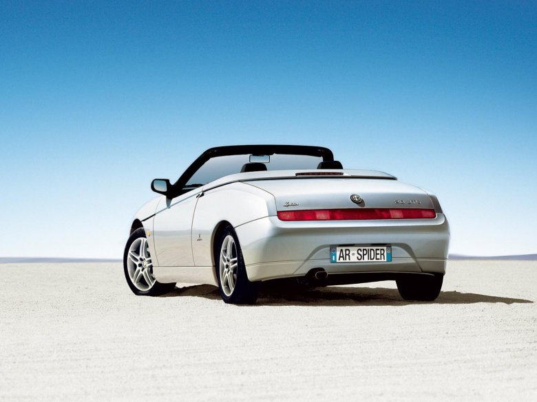 Alfa romeo spider 916